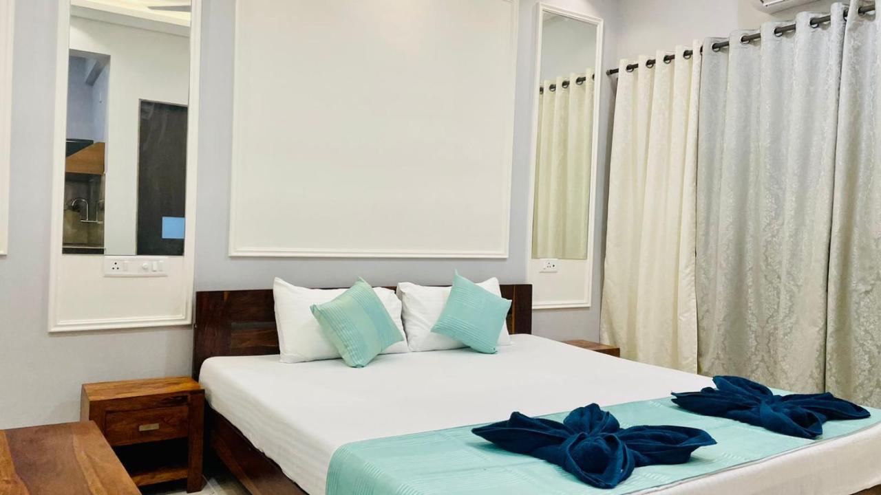 Monarch Resort 3*